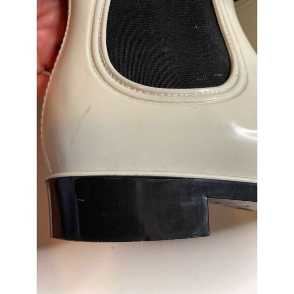 White and black rain boots - Picture 5 of 7